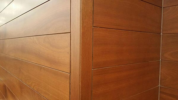 La calidad final de los materiales influye directamente en el precio final de la reforma integral de tu villa en Sotogrande.